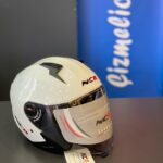 YARIM BEYAZ ÇENESİZ KASK